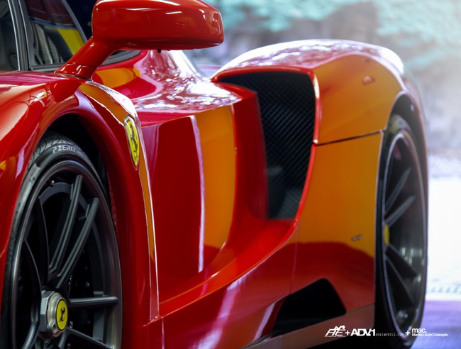 Ferrari Enzo: Tươi mới hơn với bộ la-zăng của ADV.1 8