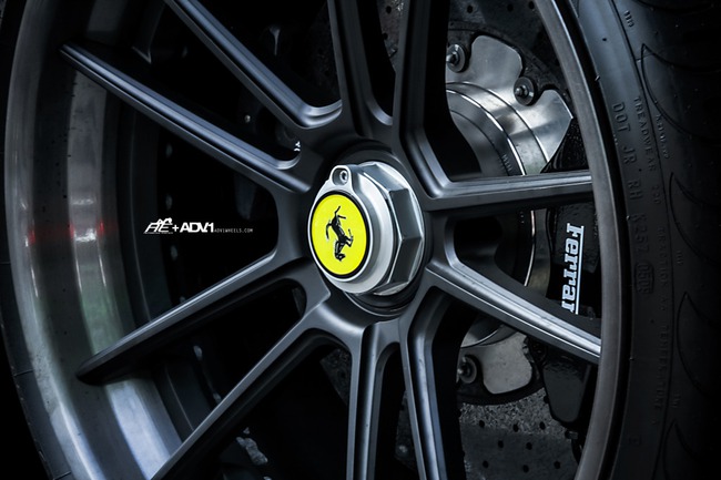 Ferrari Enzo: Tươi mới hơn với bộ la-zăng của ADV.1 13
