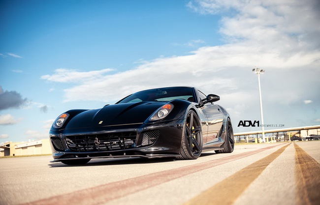 Ferrari 599 GTB thêm sành điệu với la-zăng ADV05.1 SL 14