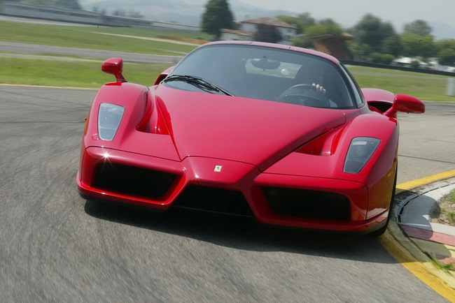 Chào bán Ferrari Enzo “hàng nhái” với giá siêu rẻ 21