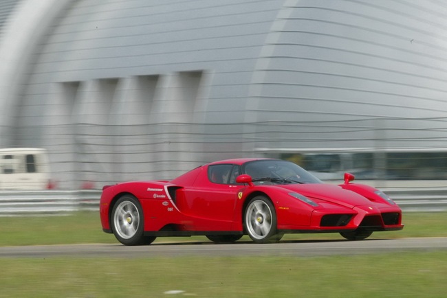 Chào bán Ferrari Enzo “hàng nhái” với giá siêu rẻ 23