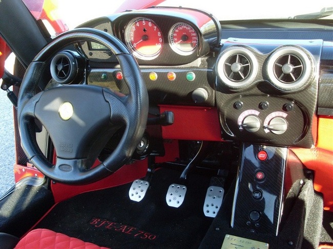 Chào bán Ferrari Enzo “hàng nhái” với giá siêu rẻ 16