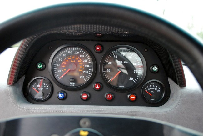  Ferrari F40 "hàng nhái" có giá 25.500 đô la Mỹ 15