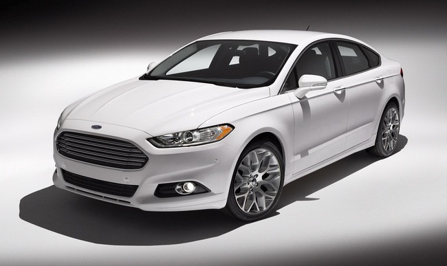 Ford Fusion 2013 dành điểm an toàn cao nhất của IIHS 2