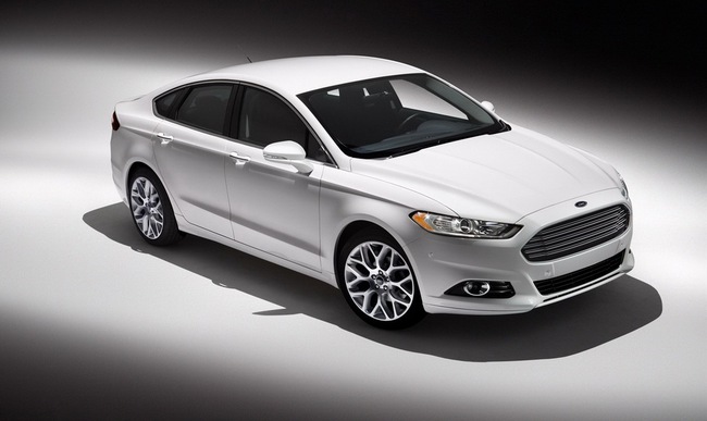 Ford Fusion 2013 dành điểm an toàn cao nhất của IIHS 3
