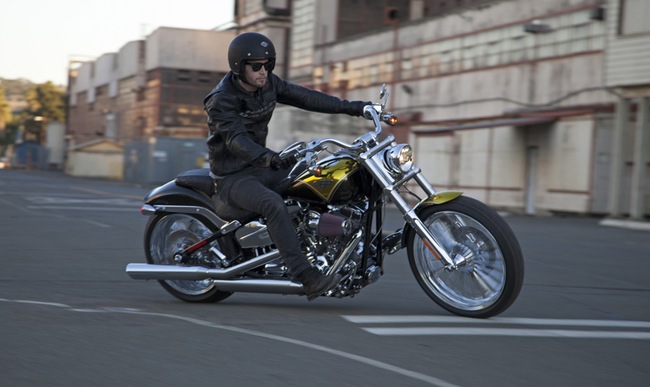 Harley-Davidson CVO Breakout 2013 - thành viên cuối của bộ tứ siêu đẳng 10