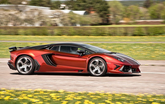 Lamborghini Aventador: Kỳ quan mới trong thế giới xe độ 11
