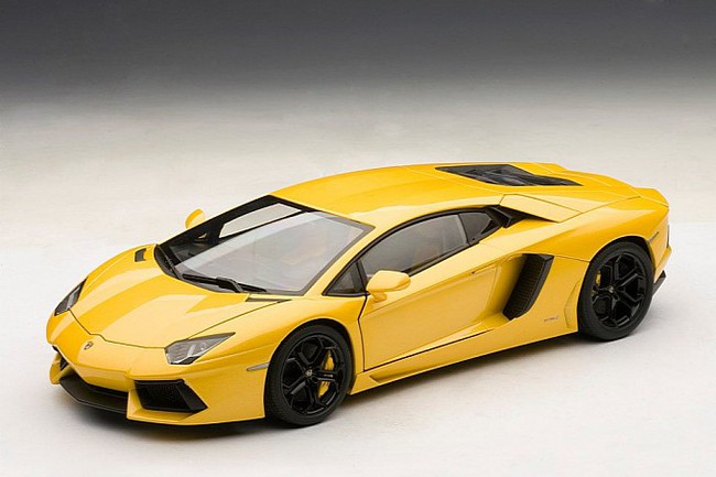 Sở hữu Lamborghini Aventador với gi&aacute; hơn... 4 triệu đồng 7