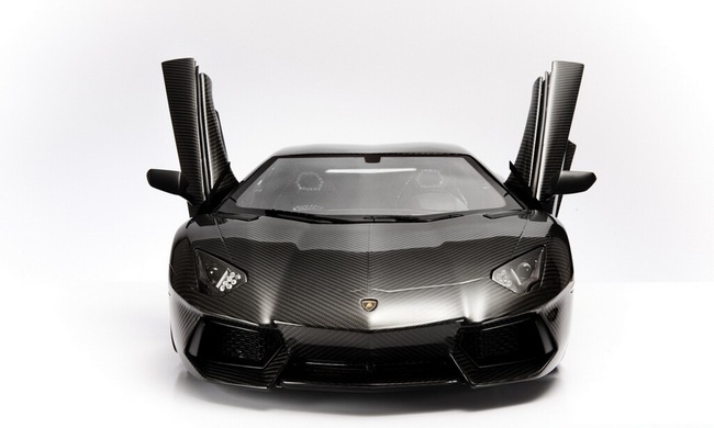 Lamborghini Aventador phiên bản vàng tăng giá lên 10,5 triệu Euro 1