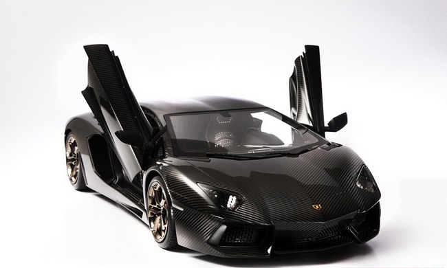Lamborghini Aventador phiên bản vàng tăng giá lên 10,5 triệu Euro 2