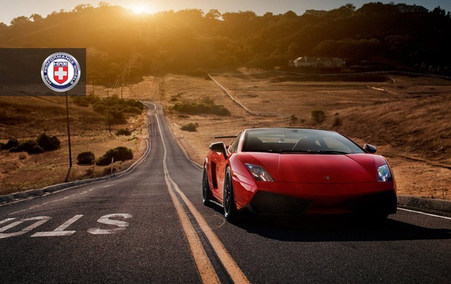 Gallardo Super Trofeo Stradale thêm điểm nhấn la-zăng HRE 1