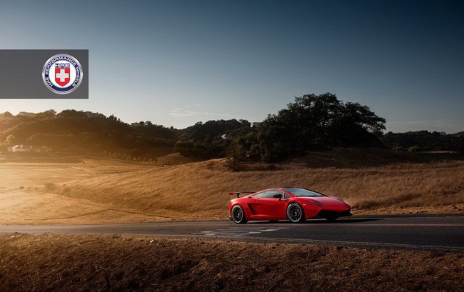 Gallardo Super Trofeo Stradale thêm điểm nhấn la-zăng HRE 3