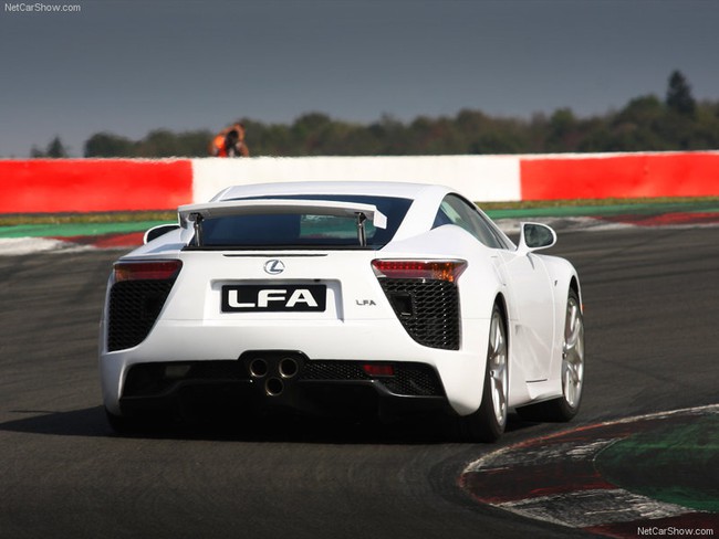 Lexus muốn xây dựng siêu xe kế nhiệm LFA 9