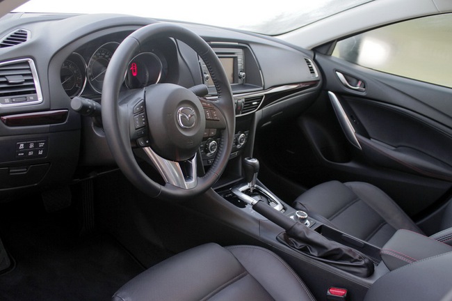 Mazda6 2014 có giá từ 20.880 đô la Mỹ 7