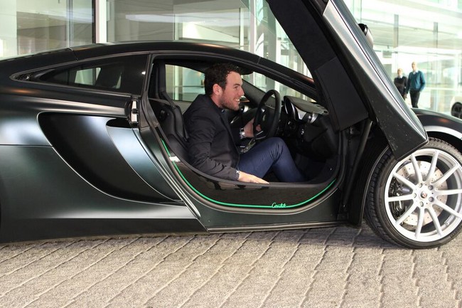 McLaren MP4-12C màu độc của cua-rơ Mark Cavendish 2 McLaren MP4-12C màu độc của cua-rơ Mark Cavendish 2