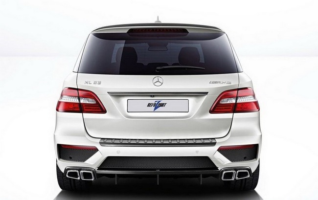 Mercedes-Benz ML63 AMG bản độ 600 mã lực của RevoZport 4