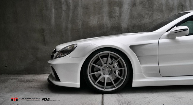 Diện mạo mới, la-zăng mới cho Mercedes-Benz SL63 AMG 8