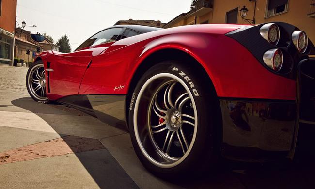 Sao Top Gear chọn Pagani Huayra l&agrave; xe của năm 2012 10