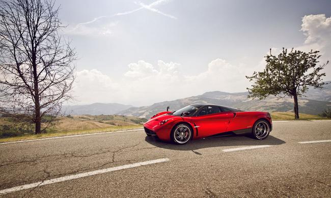 Sao Top Gear chọn Pagani Huayra l&agrave; xe của năm 2012 11