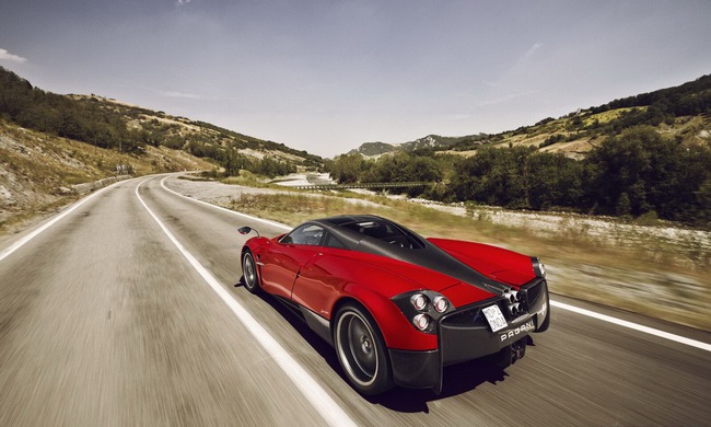 Sao Top Gear chọn Pagani Huayra l&agrave; xe của năm 2012 19