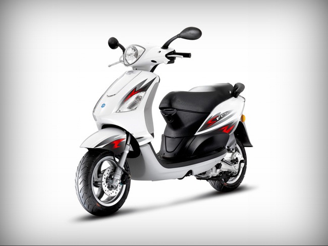 Piaggio Fly 50V: "ngon - bổ - rẻ" cho thời khủng hoảng 1