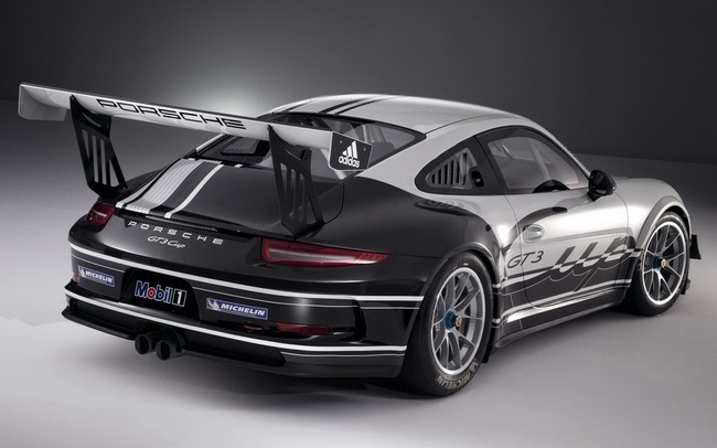 Porsche chính thức giới thiệu xe đua 911 GT3 Cup thế hệ mới 3