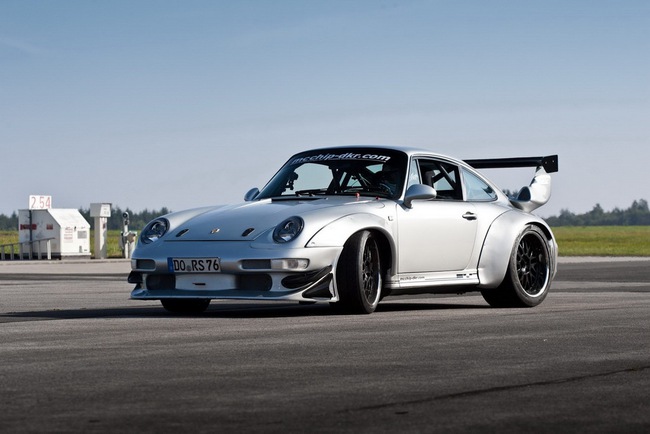 Mcchip độ lại “xế cũ” Porsche 911 GT2 7