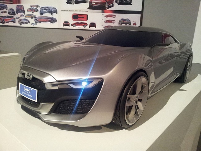 Sau kiện tụng với Kia, hãng xe Trung Quốc Qoros tung xe concept mới 11