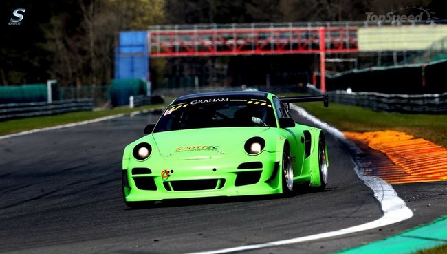 Sportec biến Porsche 911 GT2 RS thành “Người khổng lồ xanh” 7
