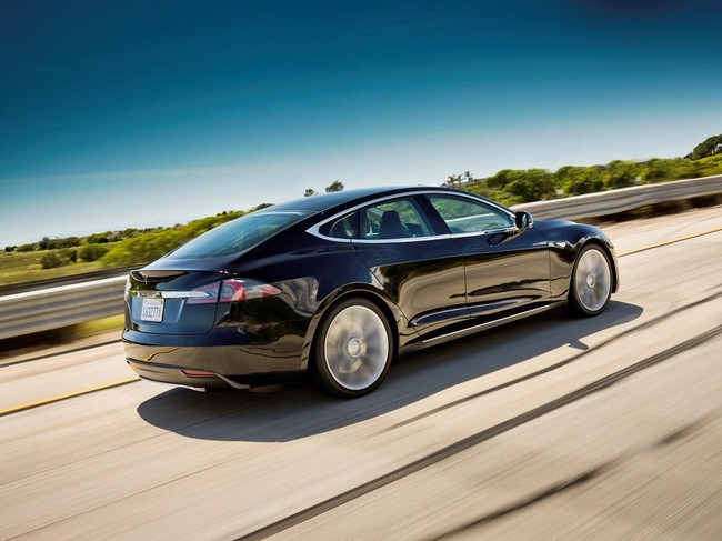 Tesla Model S đến châu Âu với giá 72.600 Euro 2