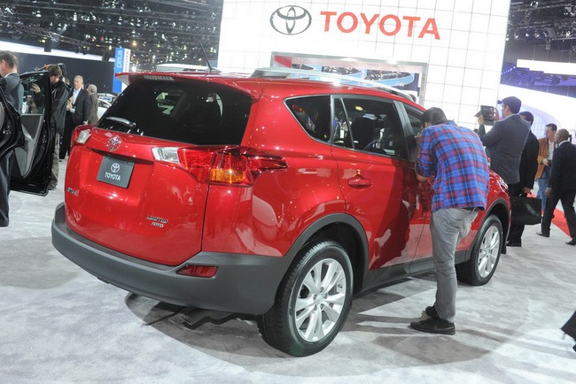 Toyota chính thức giới thiệu RAV4 phiên bản châu Âu 21