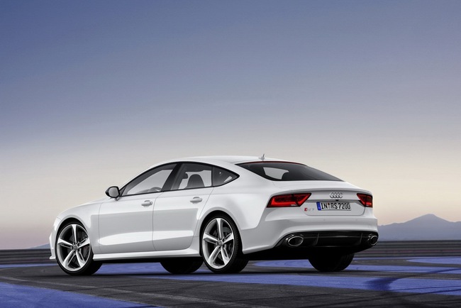 Audi RS7 Sportback: Thách thức M6 Gran Coupe và CLS63 AMG 8