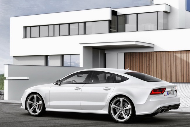 Audi RS7 Sportback: Thách thức M6 Gran Coupe và CLS63 AMG 9