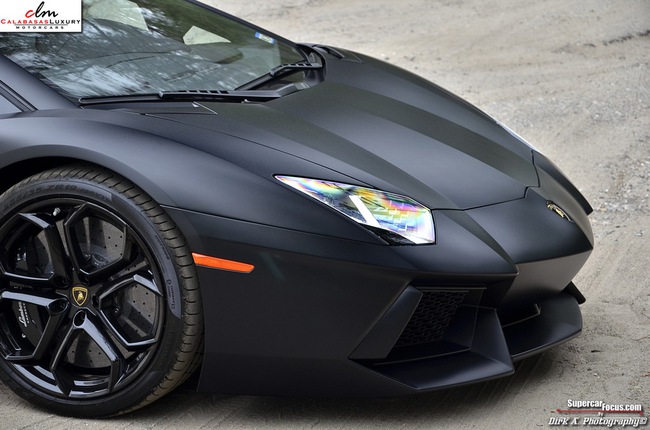 Rao bán siêu xe Lamborghini Aventador LP700-4 màu đen tuyệt đẹp 21