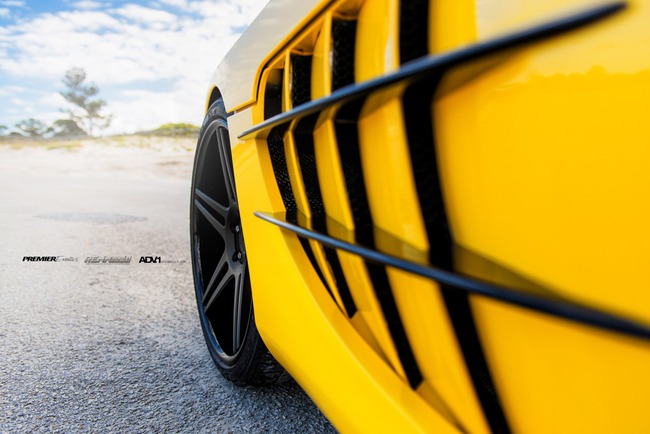 Siêu nổi bật với SLR McLaren Roadster màu vàng 11