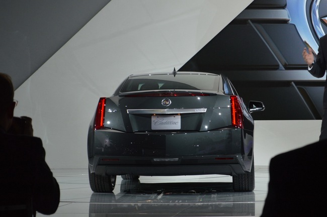 Cadillac ELR Coupe: Sẵn sàng để chinh phục 23