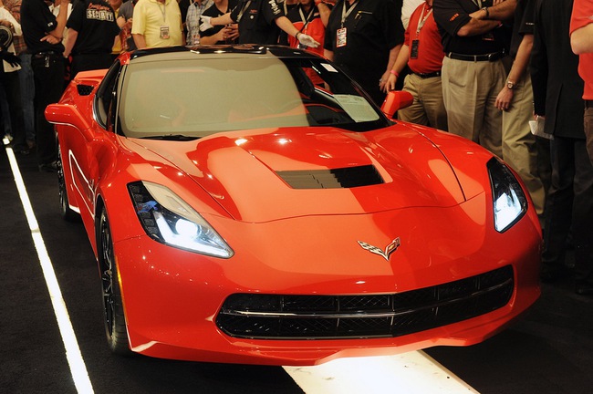 Siêu xe Corvette Stingray đầu tiên có giá 1,1 triệu đô la 3