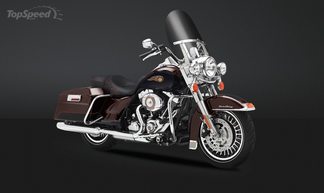 Thêm đặc biệt với Harley-Davidson Touring Road King 1