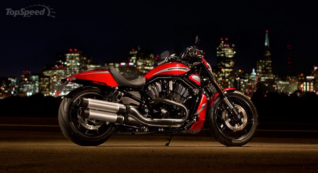 Harley-Davidson V-Rod có thêm phiên bản đặc biệt mới 13