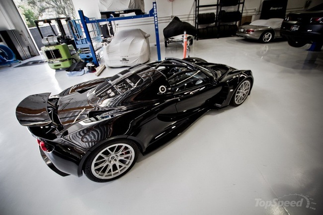 Video: Hennessey Venom GT Spyder đầu tiên trên thế giới 8
