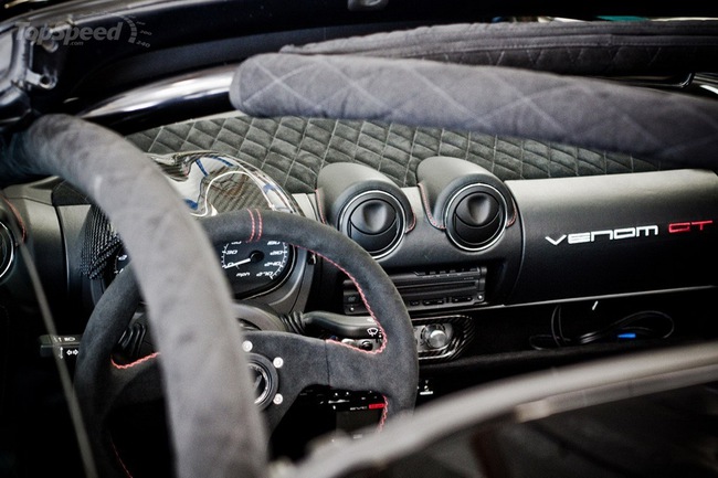 Video: Hennessey Venom GT Spyder đầu tiên trên thế giới 11