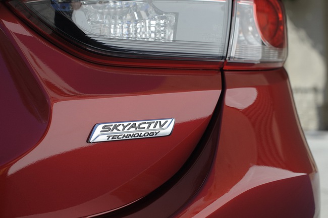 Mazda6 có giá từ 20.880 đô la 6