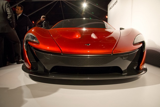 McLaren P1: 960 ngựa "nấp" trong hình thể carbon nguyên khối 1