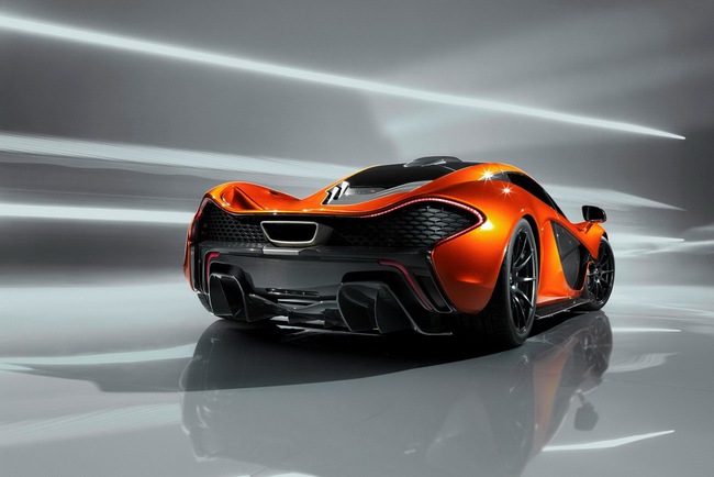 Siêu xe McLaren P1 lại “khoe tài” 9