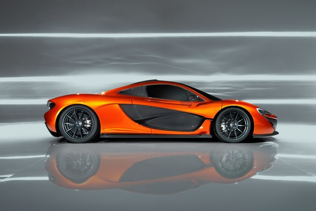 Siêu xe McLaren P1 lại “khoe tài” 10