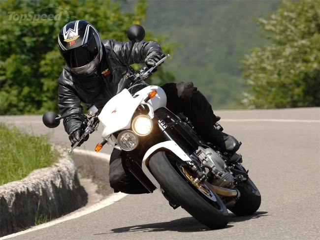 Moto Morini Corsaro 1200 Veloce: Giá trị cao hơn giá bán 10