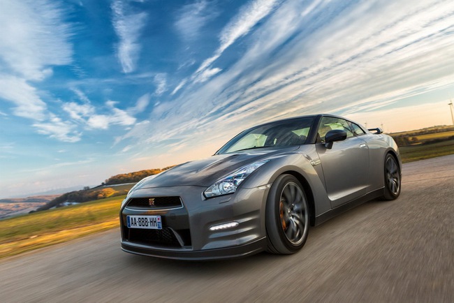 Nissan GT-R 2013 bắt đầu bán ra tại châu Âu 2