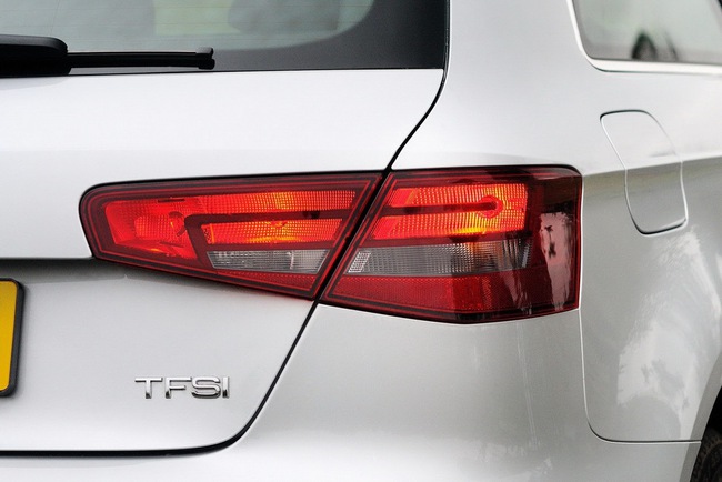 Nissan Teana 2013 ra mắt tại Trung Quốc, Audi A3 có thêm động cơ mới 9