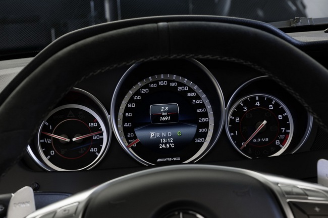 Mercedes-Benz C63 AMG “Edition 507”: Mạnh hơn, nhanh hơn, sang hơn 15
