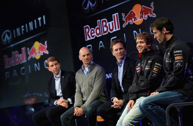 Red Bull Racing RB9 2013: Tiếp tục thống trị 9
